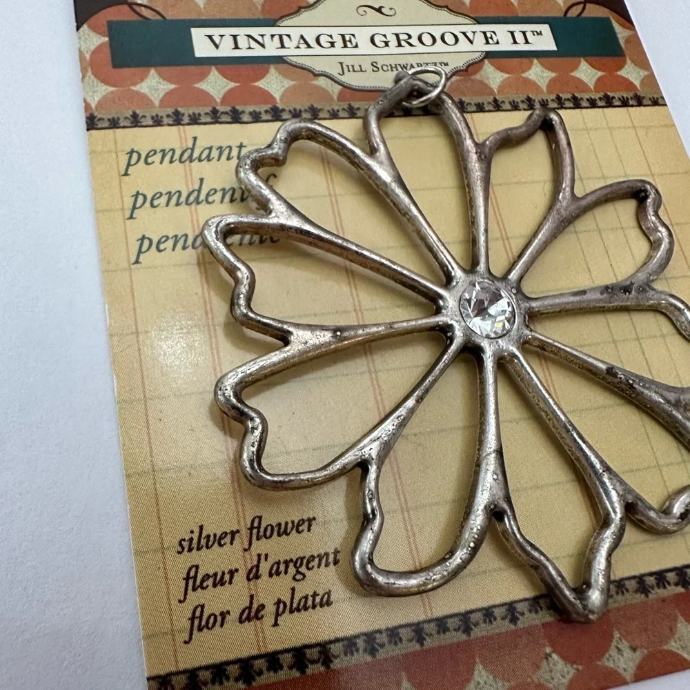 Making Memories Vintage Groove Jill Schwartz Craft Pendant Combinations Jewelry